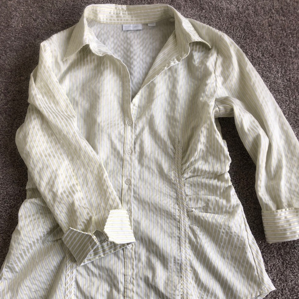 New York & CO shirt